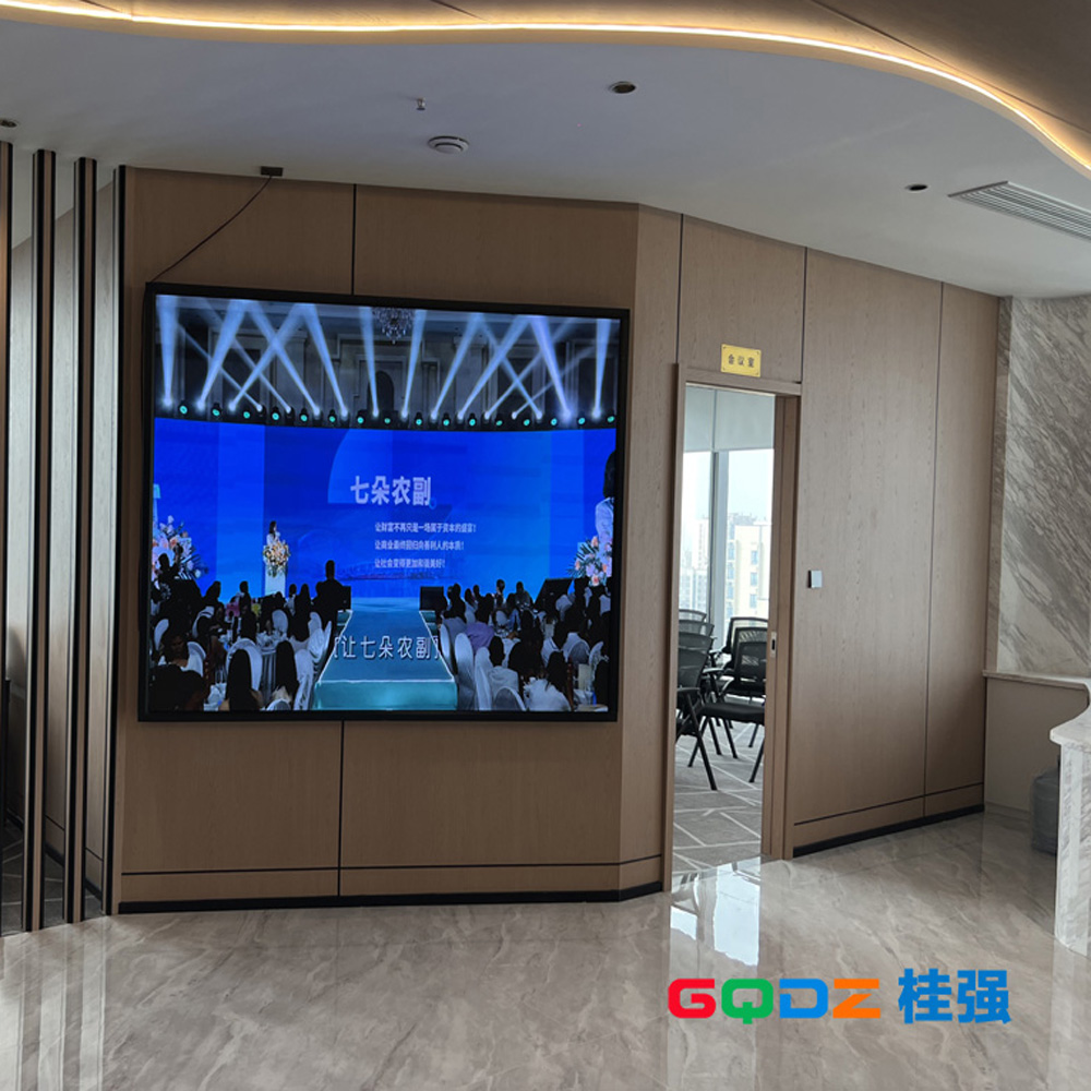 柳州七朵蒜大數(shù)據(jù)平臺P1.53  12平米