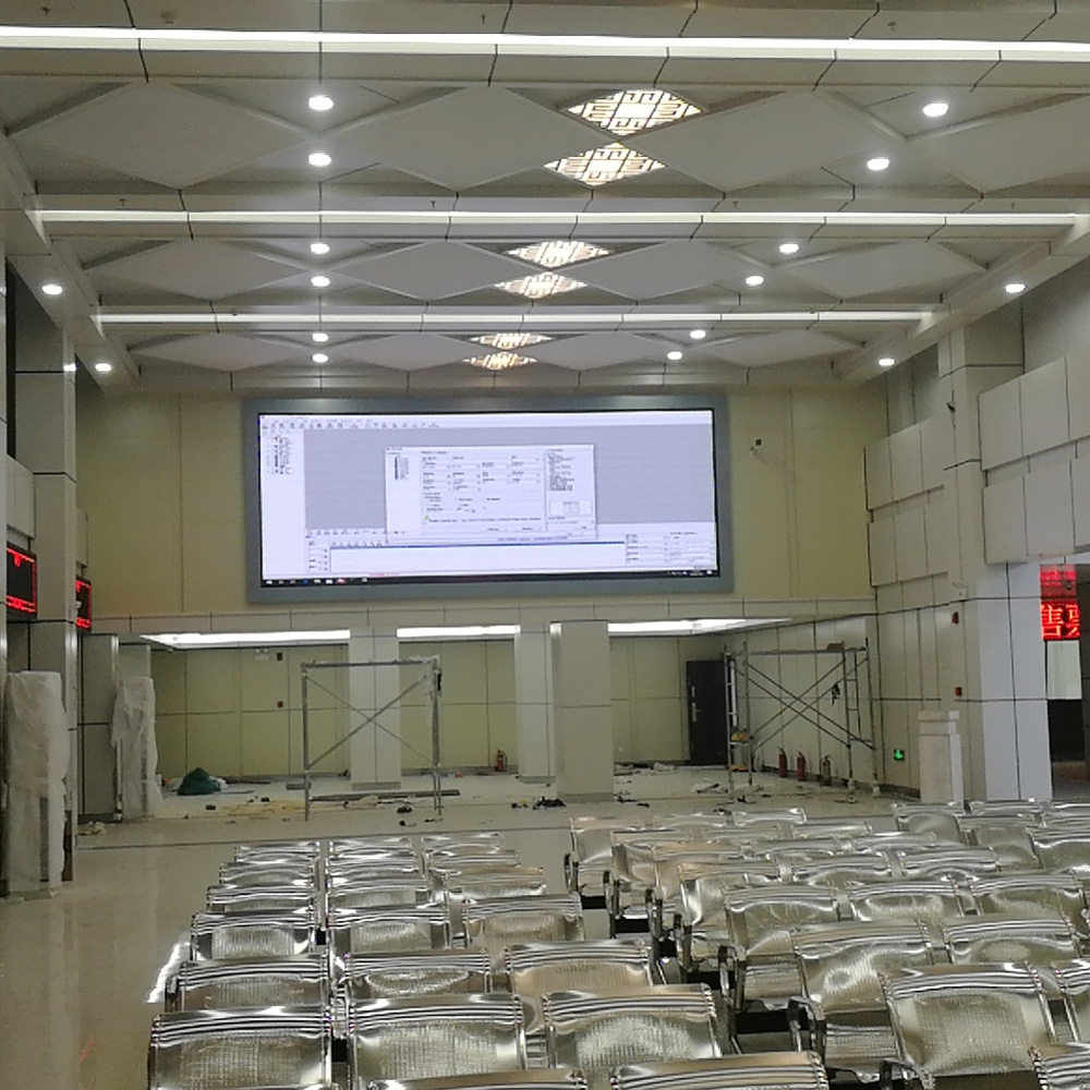 隆安車站P4全彩屏 16平米