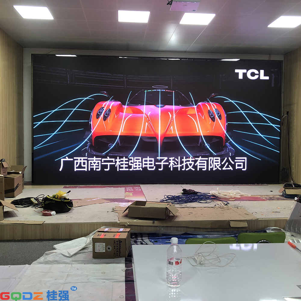 靖西新聞中心室內P1.8全彩  20平米